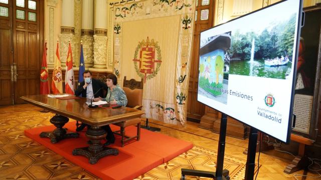 Óscar Puente y María Sánchez presentan la ZBE de Valladolid