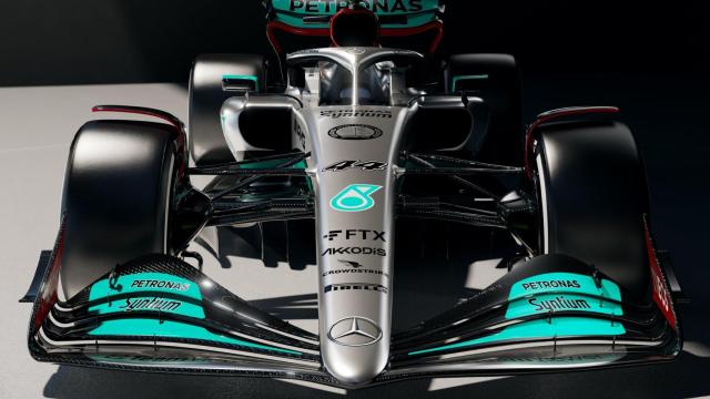 Mercedes W13