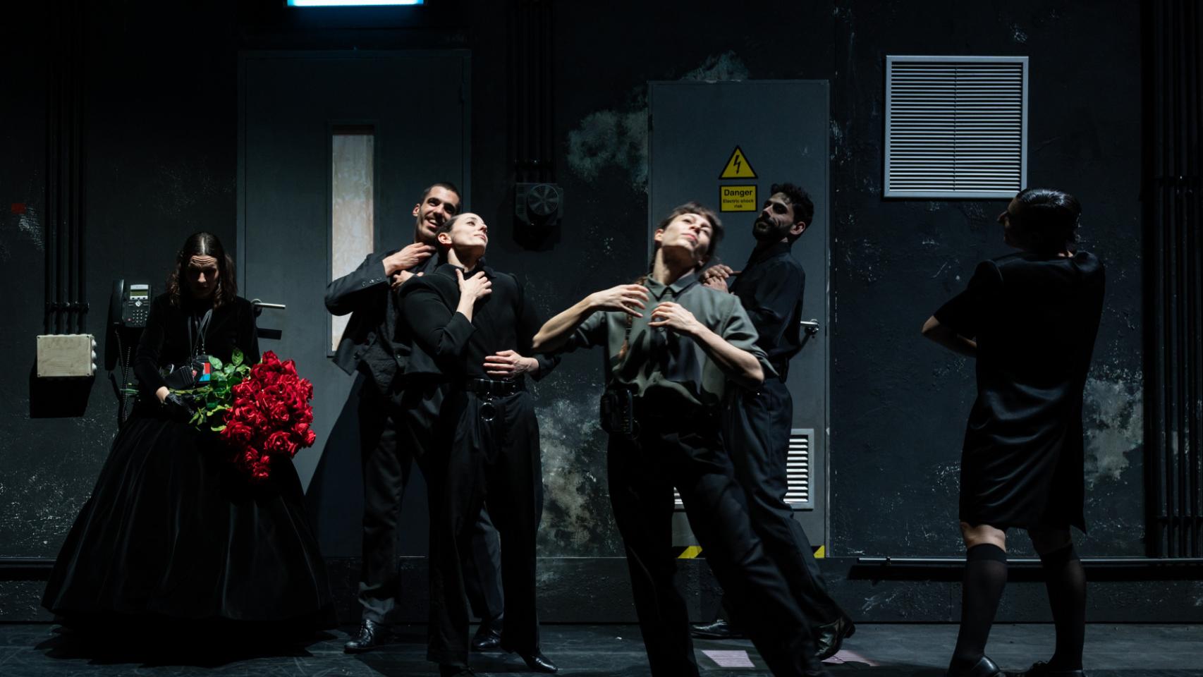 Un momento de 'Opening Night', de La Veronal. Foto: May Zircus & TNC