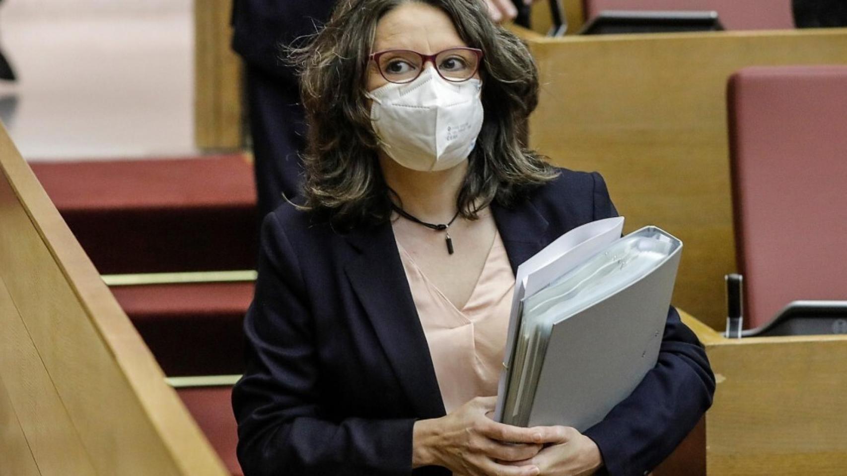 La vicepresidenta valenciana Mónica Oltra, en las Cortes Valencianas.