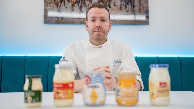 Las cinco mayonesas probadas por Jose Calleja, chef del restaurante andaluz Surtopía.