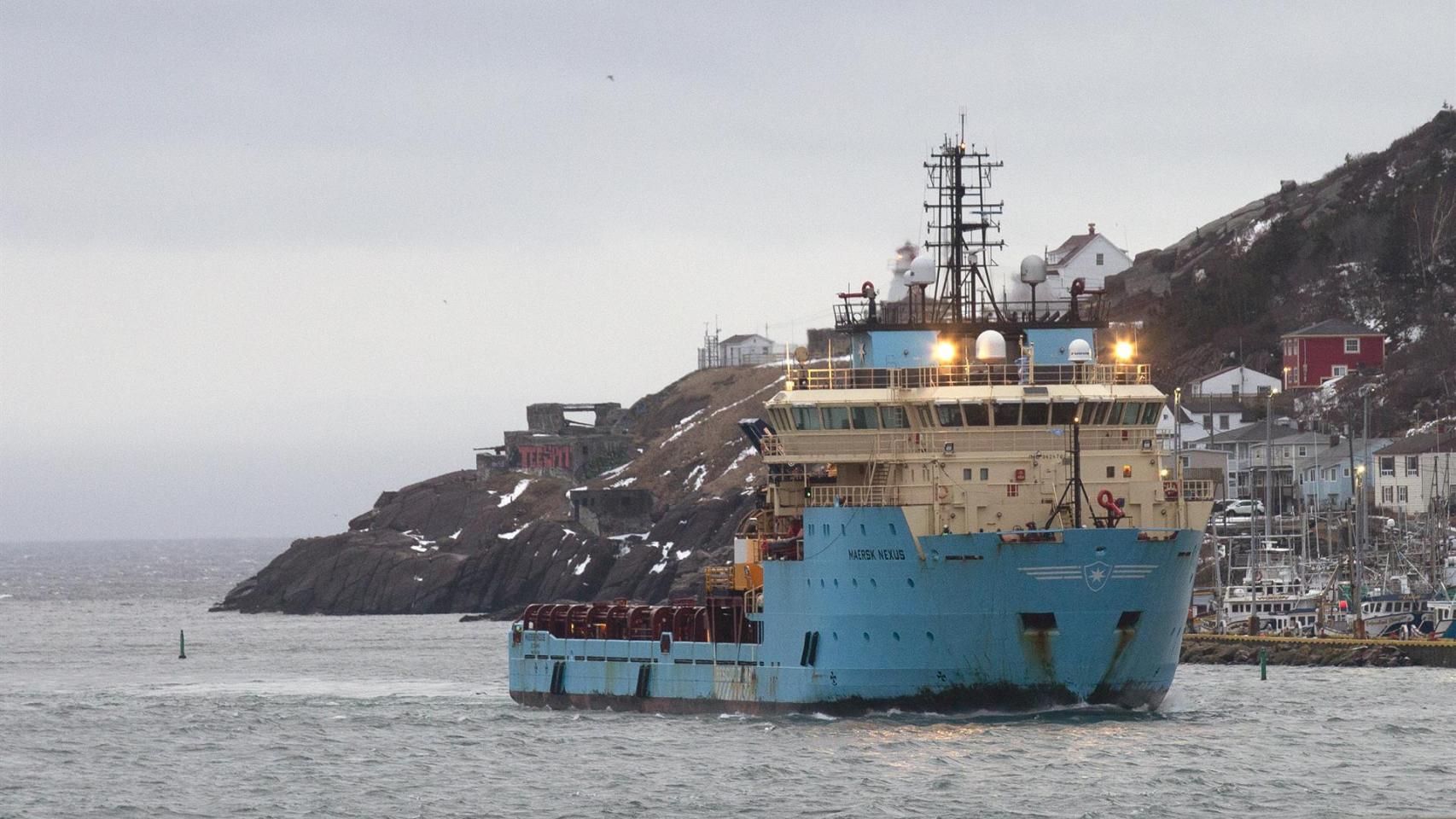 El buque canadiense Nexus llega al Puerto de San Juan de Terranova (Canadá).