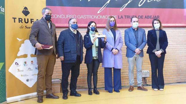 La delegada del Gobierno en la inauguración de la feria de la Trufa