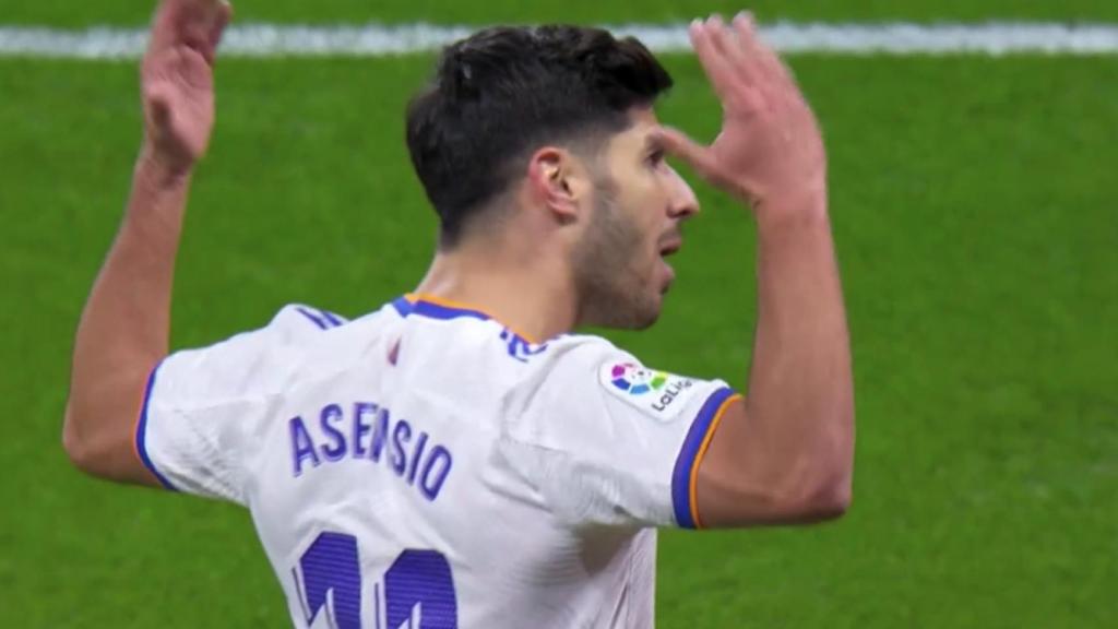 Marco Asensio pide a la afición que anime al equipo