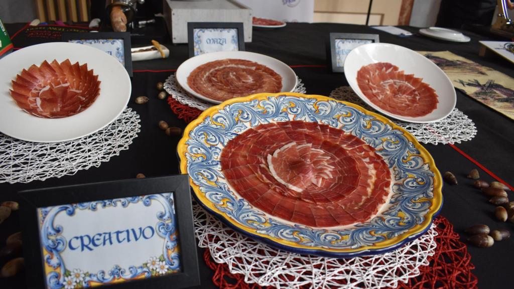 Gran nivel de los cortadores de jamón
