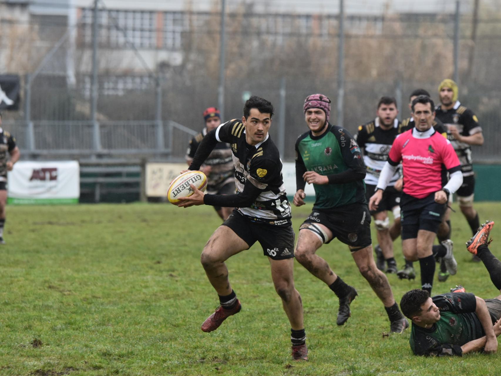 El Salvador se lleva la victoria por 8-27