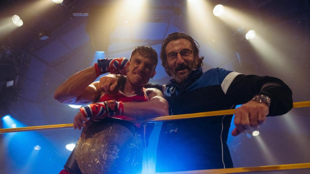 Álex González y Luis Zahera en 'Operación Marea Negra'.