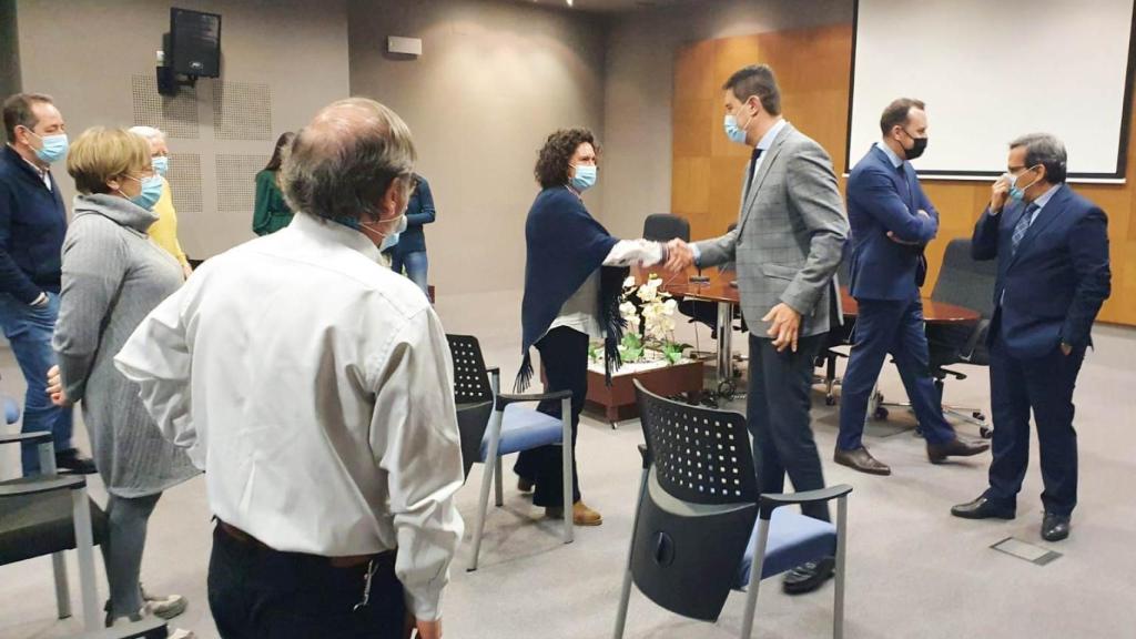 Ángel Ibáñez durante la visita a la Delegación Territorial