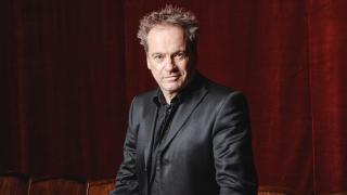 Jonathan Nott. Foto: Niels Ackerman