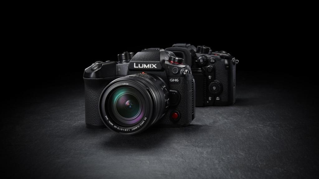 Panasonic Lumix GH6.