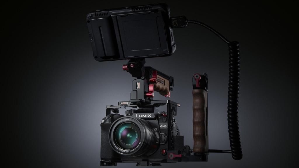 Panasonic Lumix GH6.