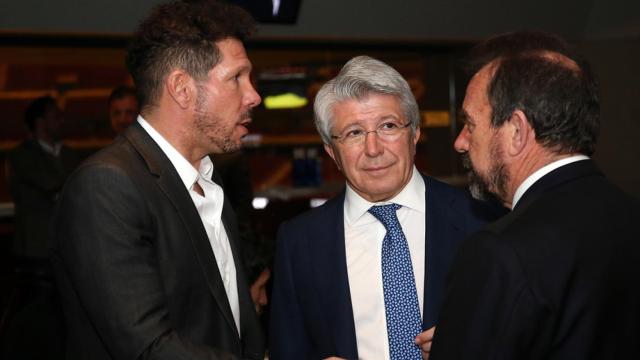 Simeone y Enrique Cerezo, en el palco del Wanda Metropolitano