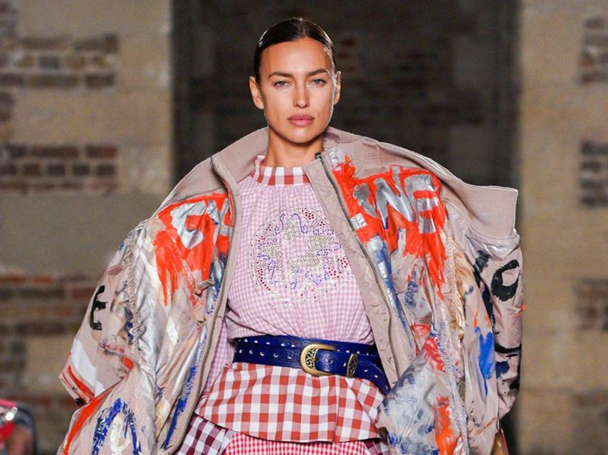 Irina Shayk en el desfile de Matt Bovan.