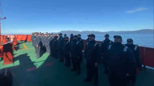 Instituciones de toda España rinden homenaje a los fallecidos del Villa de Pitanxo