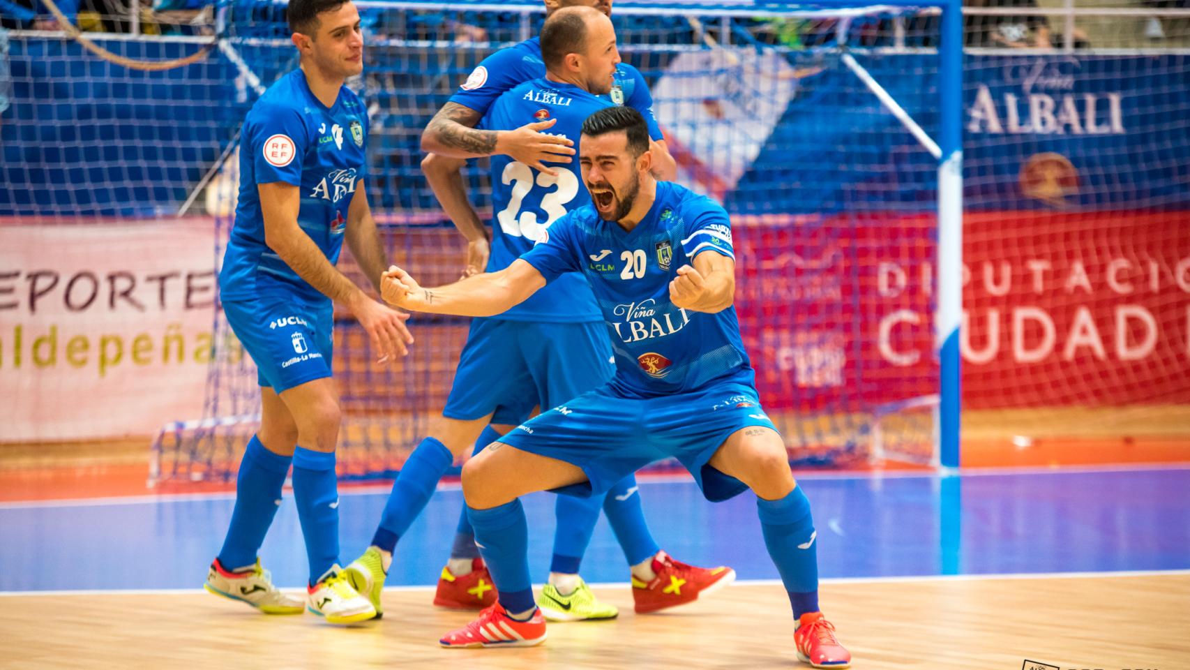 Chino se queda compuesto y sin equipo en Rusia y el Albacete FS le hace un guiño