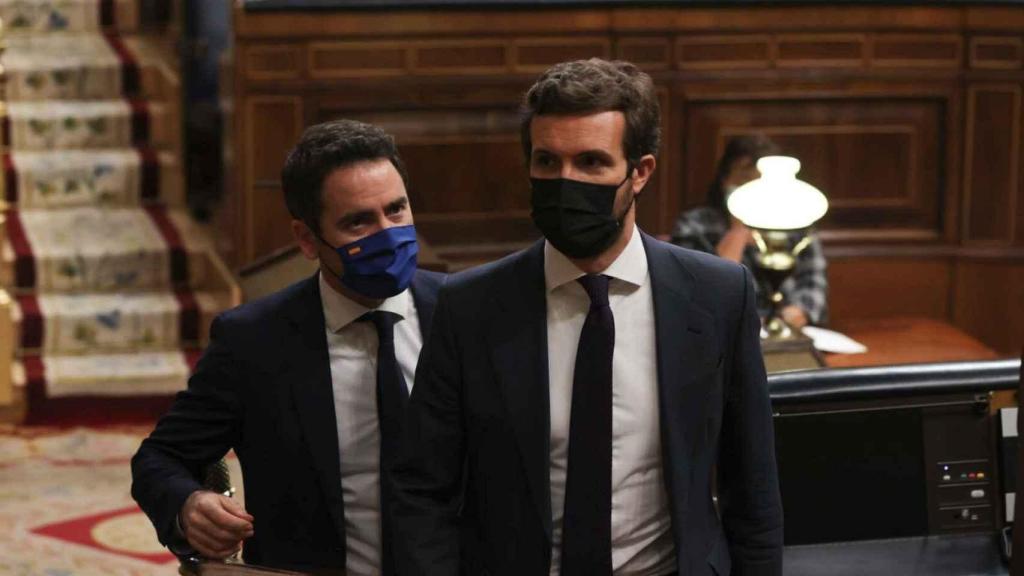 Pablo Casado y Teodoro García Egea, en el Congreso de los Diputados, en una imagen de archivo.