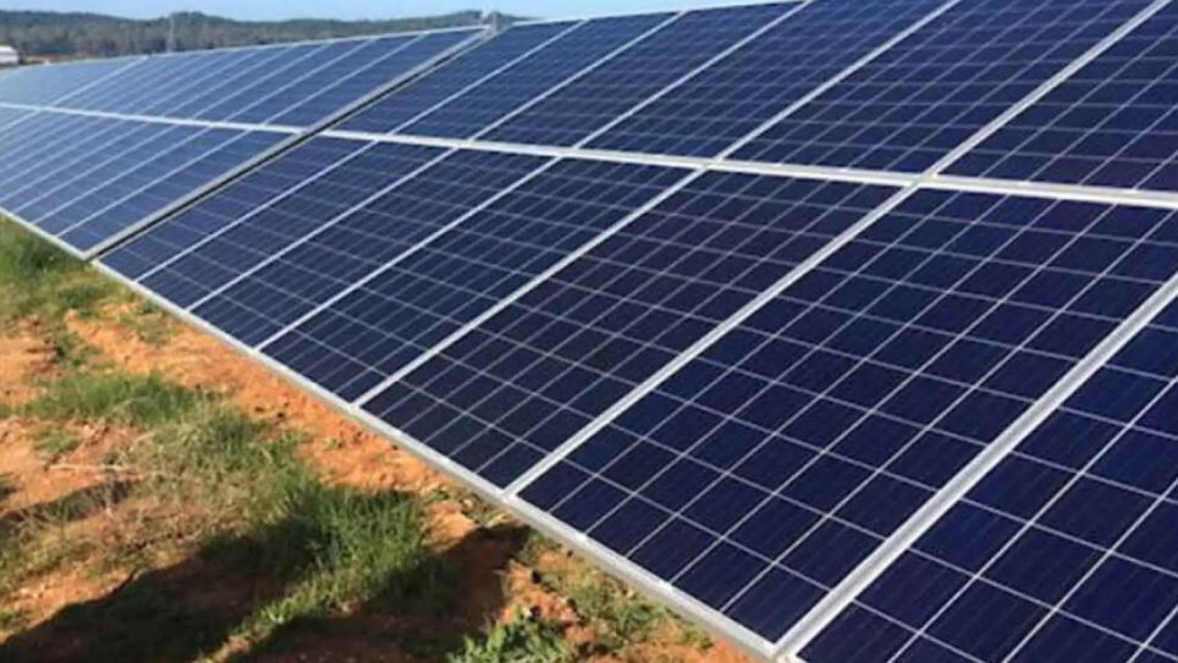Imagen de archivo de plantas fotovoltaicas