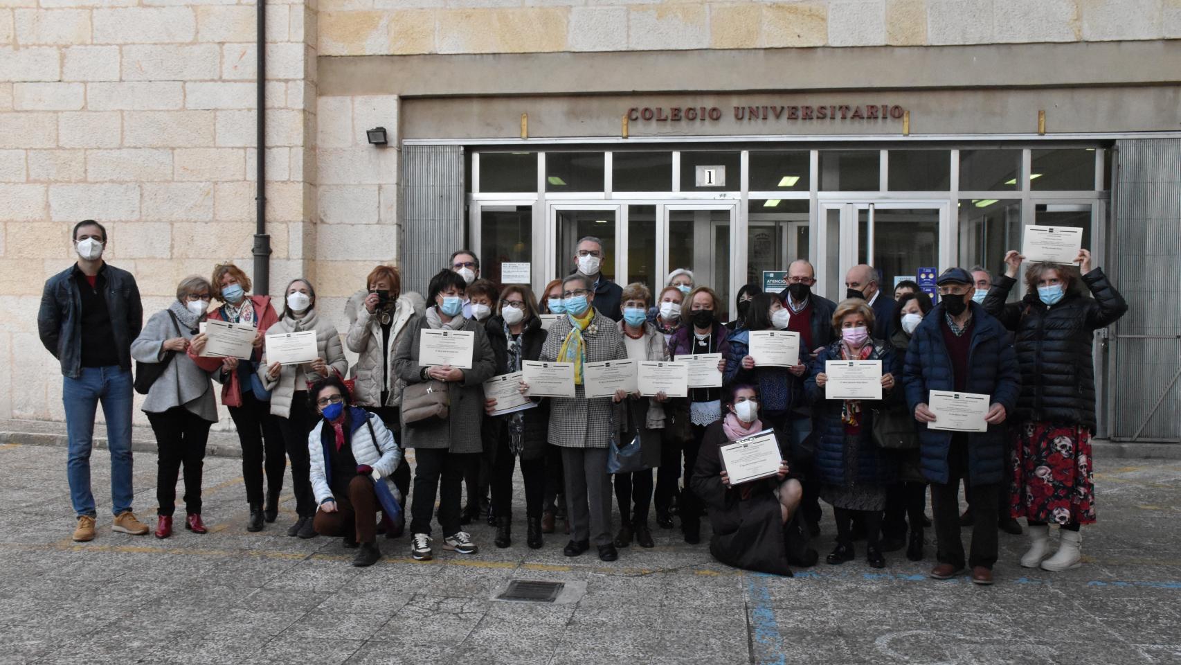 Entrega de diplomas en UNED Sénior Zamora
