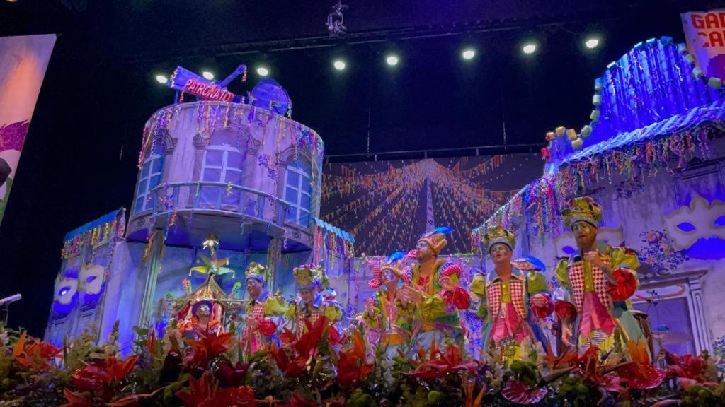 Los Patronos.