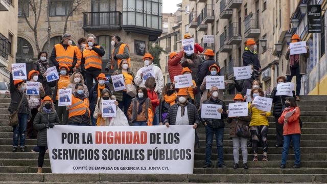 David Arranz. / ICAL . El Comité de Empresa de Servicios Sociales de la Junta de Castilla y León en Salamanca convoca una concentración de protesta para denunciar la política de abandono de los centros asistenciales propios.