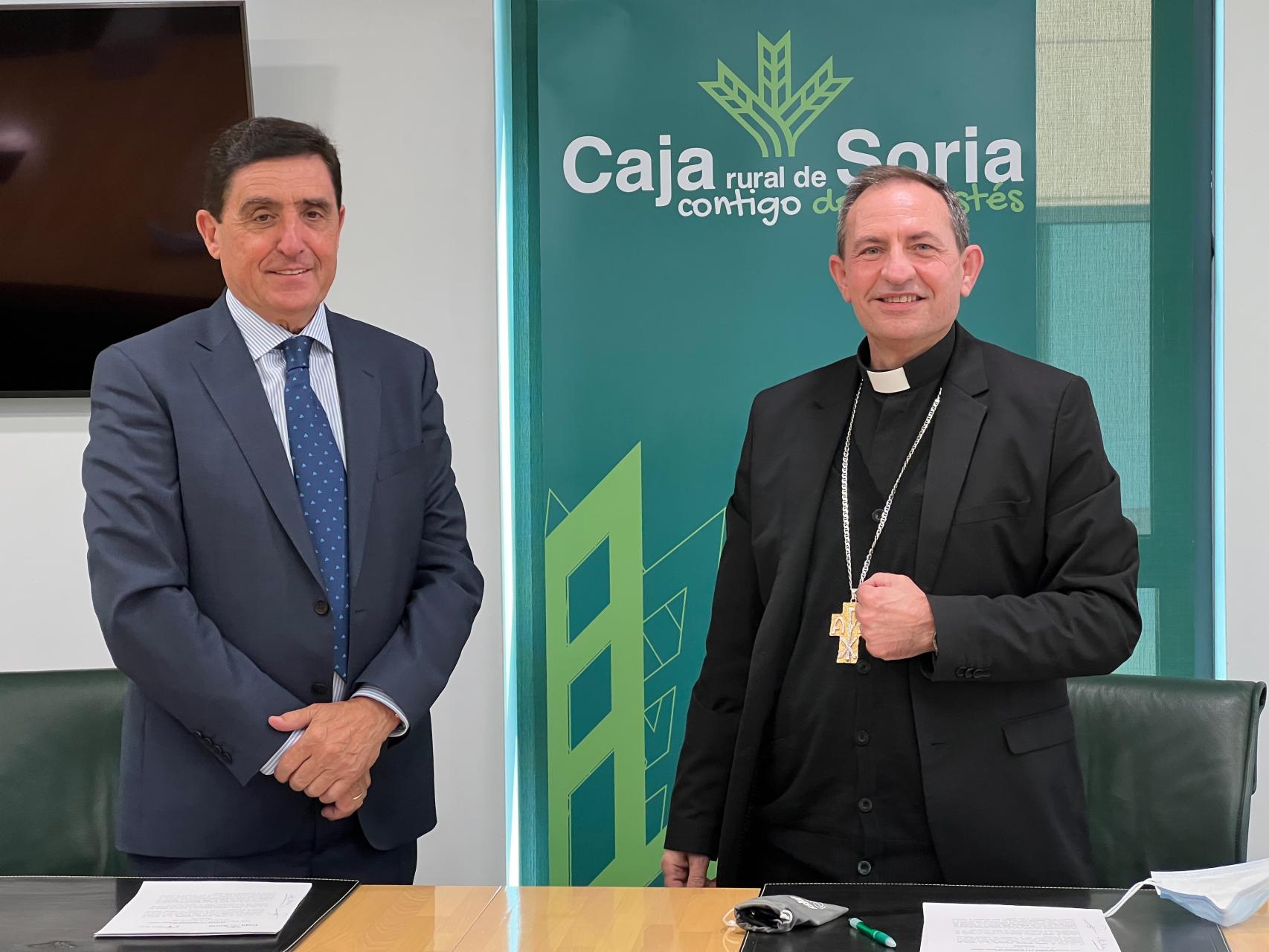 Firma del convenio de Caja Rural de Soria y el Obispado