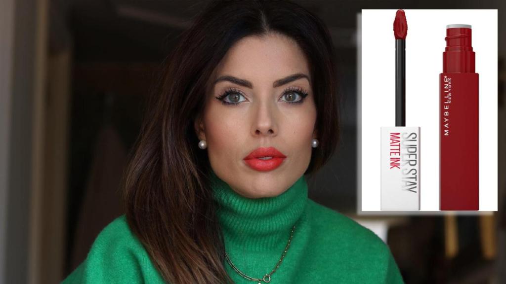 Lidia Bedman y el labial de Maybelline que ha lucido en redes en un montaje de JALEOS.