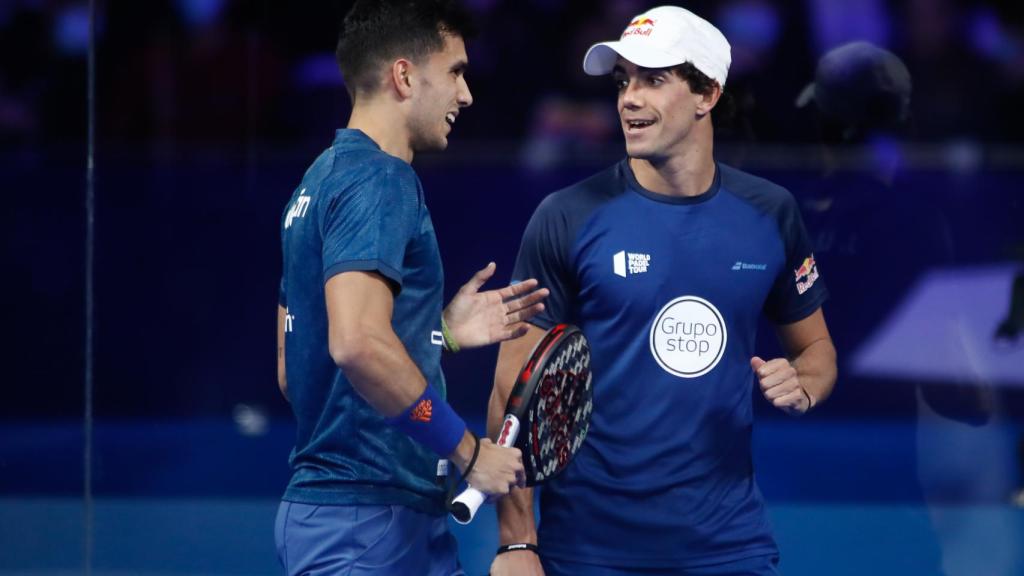 Alejandro Galán y Juan Lebrón durante un torneo de World Padel Tour