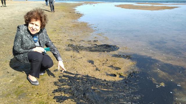 Tatjana Zdanoka, presidenta de la delegación de la Comisión de Peticiones del Parlamento Europeo, este jueves, durante su inspección al Mar Menor.