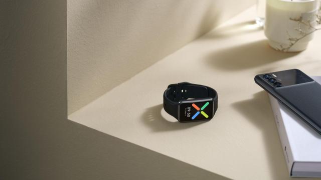OPPO Watch Free.