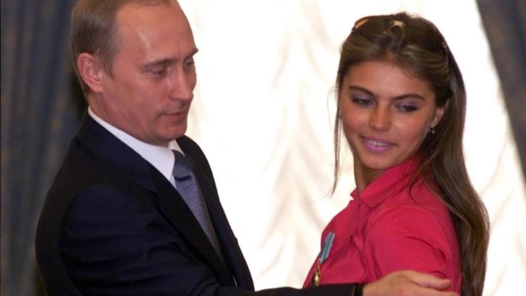 Alina Kabaeva y Vladimir Putin.