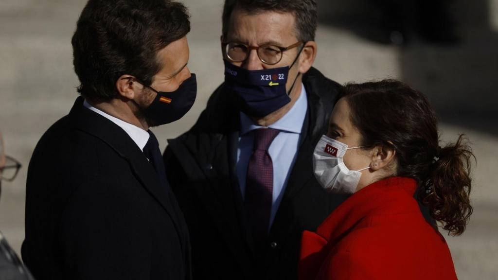 Pablo Casado, Alberto Núñez Feijoo e Isabel Díaz Ayuso, durante la campaña castellanoleonesa.