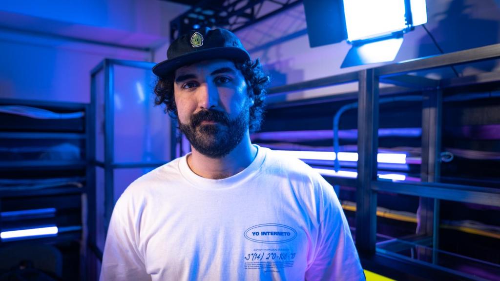 Cheeto, siempre con su barba y su particular gorra.