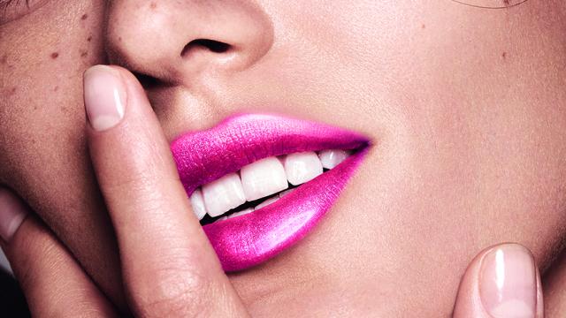 Labiales para esta primavera de Clarins.