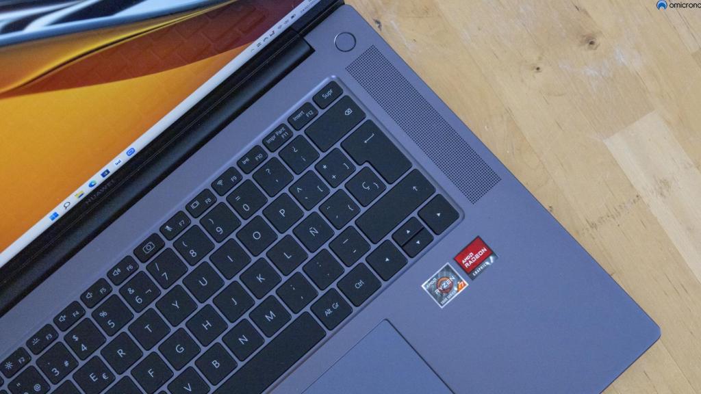 Huawei MateBook 16