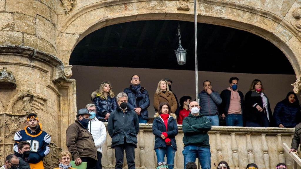 VICENTE. ICAL. minuto de silencio carnaval ciudad rodrigo (2)