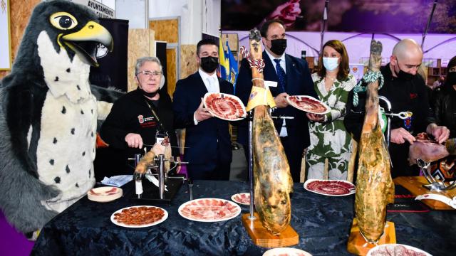El Jamón de Guijuelo, protagonista un año más en la Feria de las Tradiciones de Pinhel