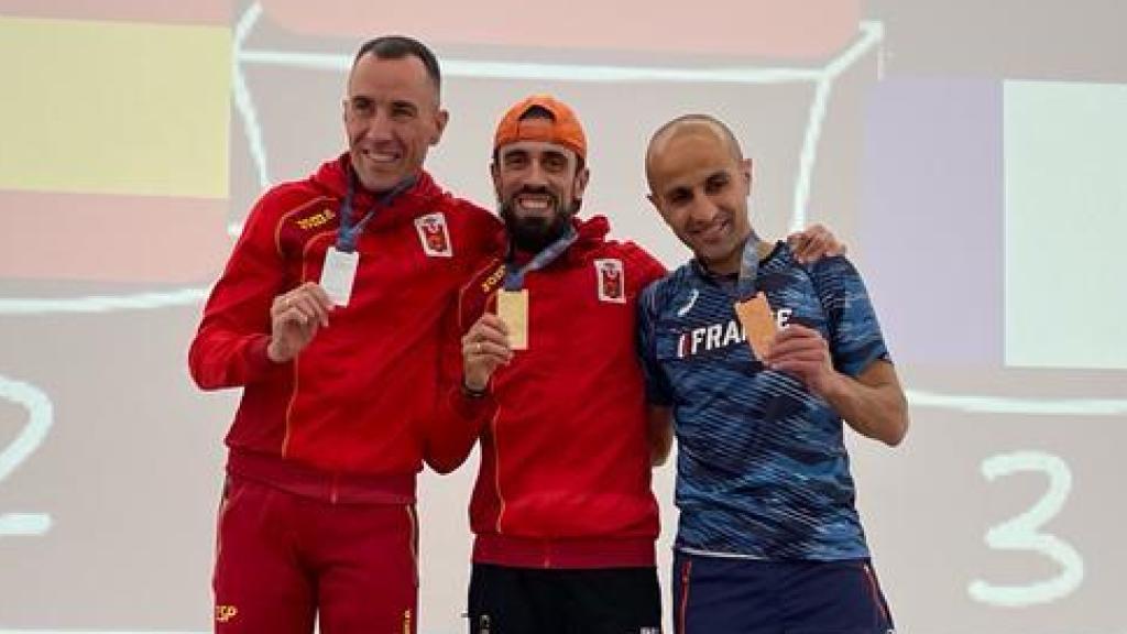 El medio fondista del Vino Toro Caja Rural Ángel Luis Canto, campeón de Europa en Pista Cubierta Máster 45