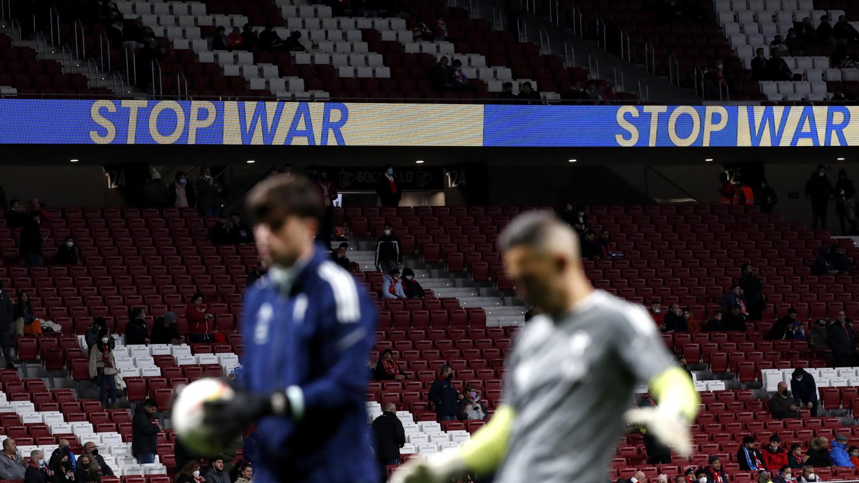 El interior del Wanda Metropolitano muestra apoyo a Ucrania.