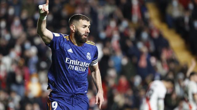 Karim Benzema celebra su gol al Rayo Vallecano