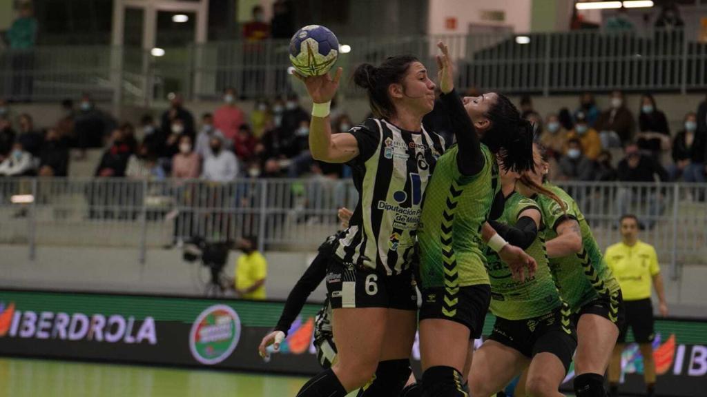 Estela Dorio, en el partido ante el Rocasa Gran Canaria.