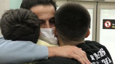 Recibimiento a los jugadores y entrenadores españoles evacuados en Ucrania