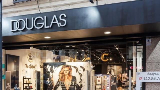 Imagen de archivo de una tienda de Douglas.