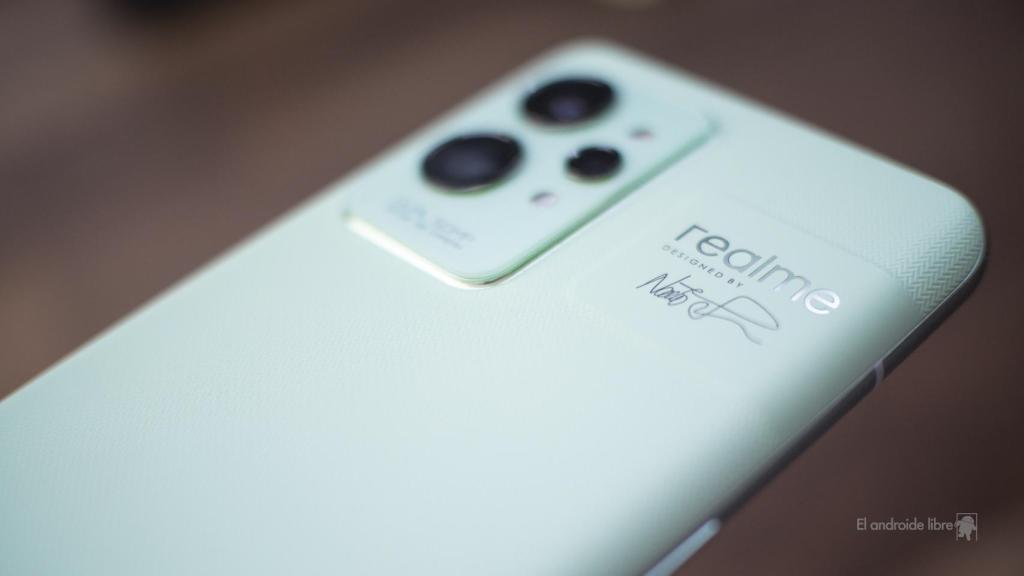 Diseño realme GT 2 Pro