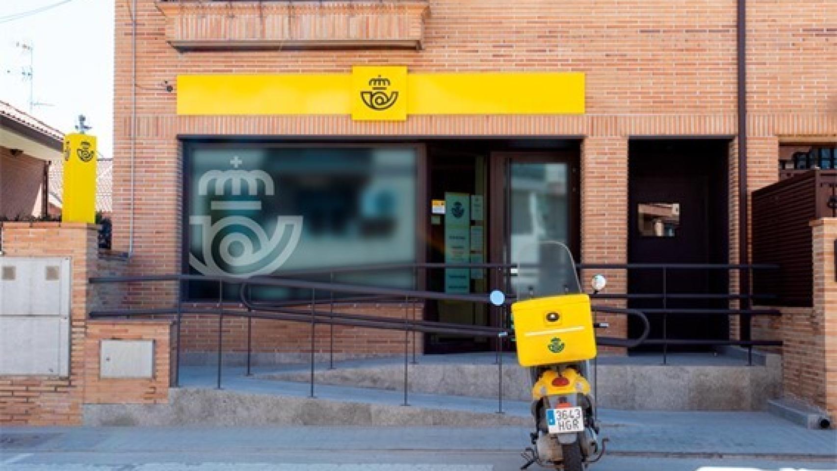 Correos instalará los cajeros automáticos en las oficinas de los municipios