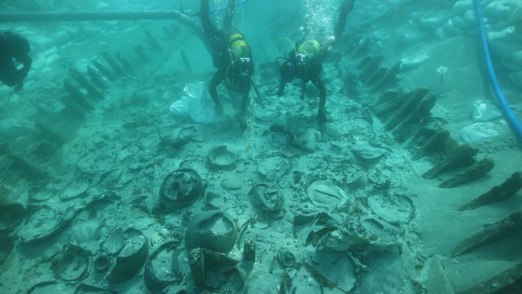 Excavaciones en el pecio de 'Ses Fontanelles'. / Proyecto ArqueoMallornauta