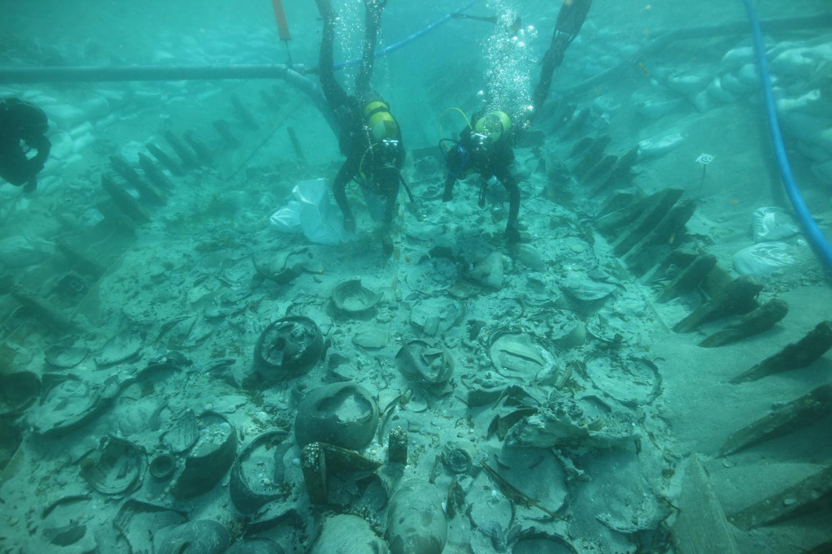 Excavaciones en el pecio de 'Ses Fontanelles'.