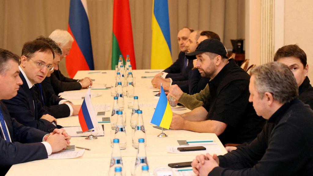 Imagen de la reunión llevada a cabo este lunes en Bielorrusia.