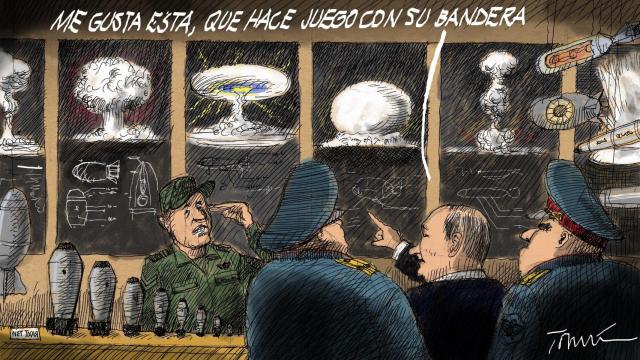 Eligiendo armamento.