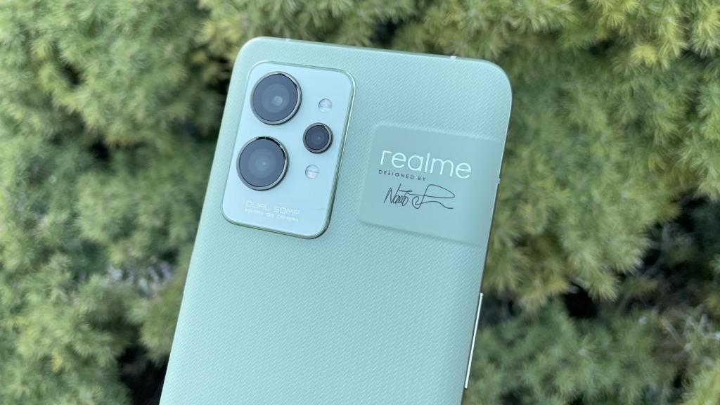 realme GT 2 Pro.