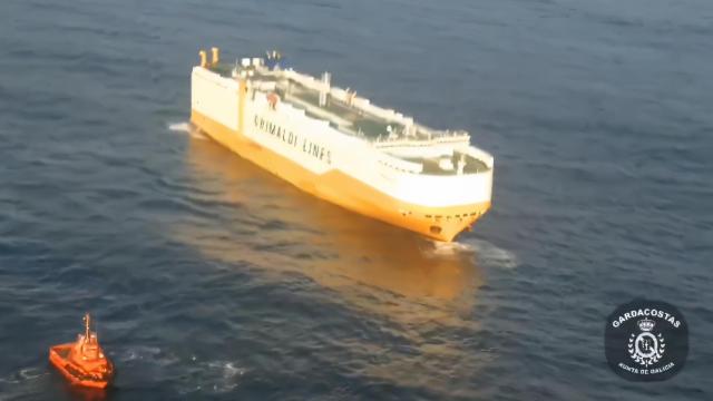 Captura del vídeo grabado por Gardacostas de Galicia.